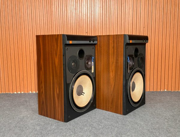 JBL_4312XP_SPEAKERS