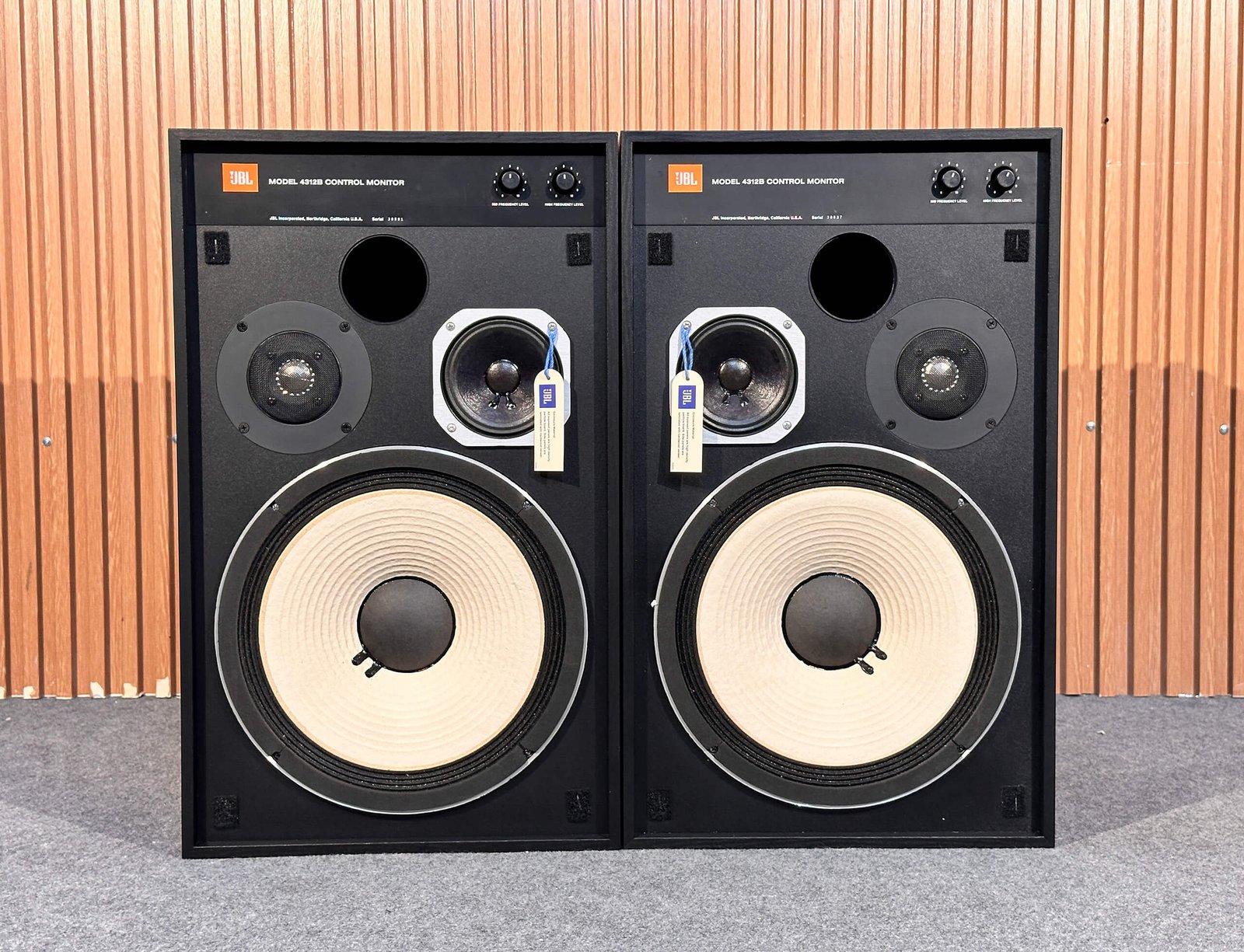JBLスピーカーModel 4312B １対 JBL 4312B Speakers - HQaudios