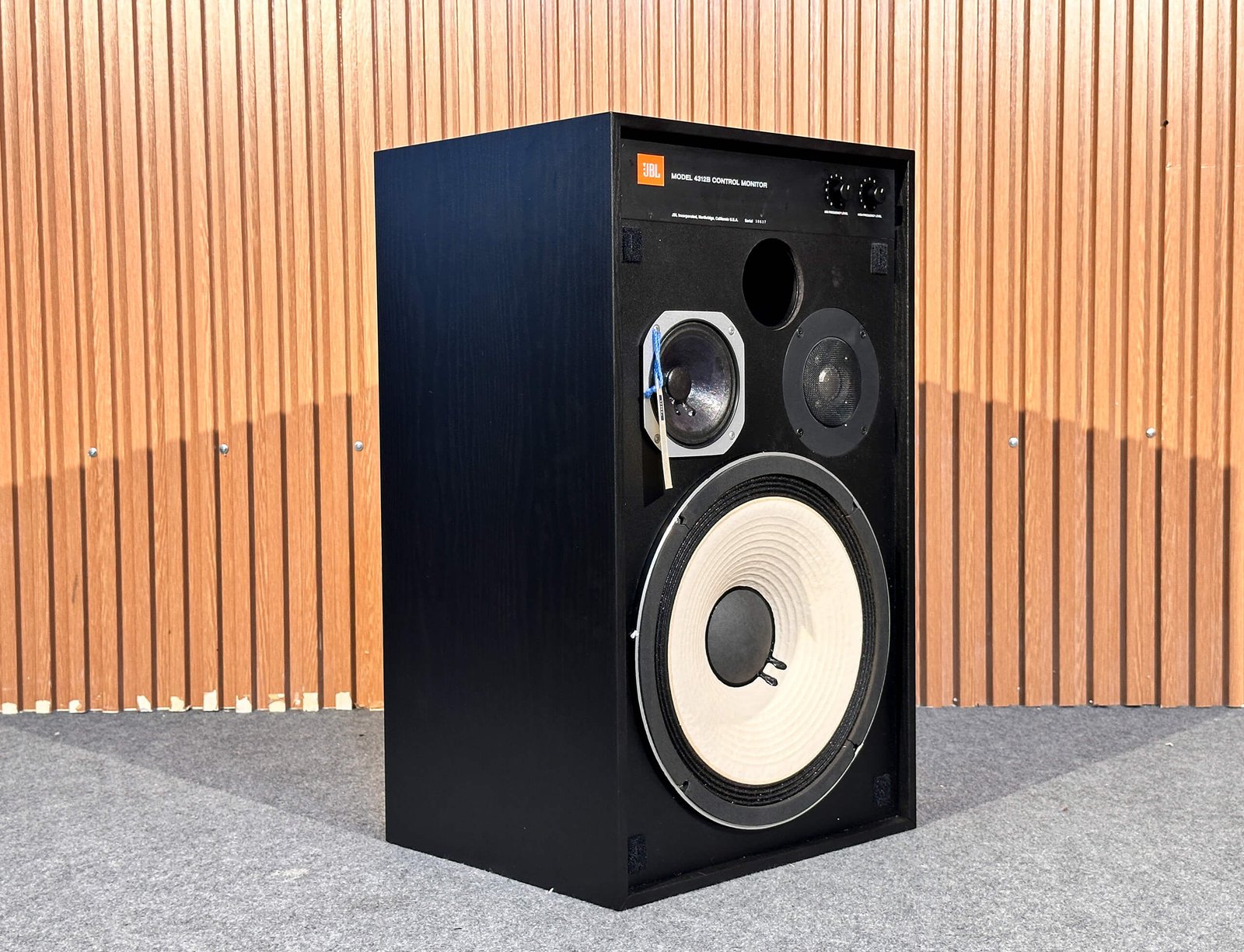 VERY GOOD JBL 4312B MONITORS – 1-YEAR WRT – DIRECT TONE