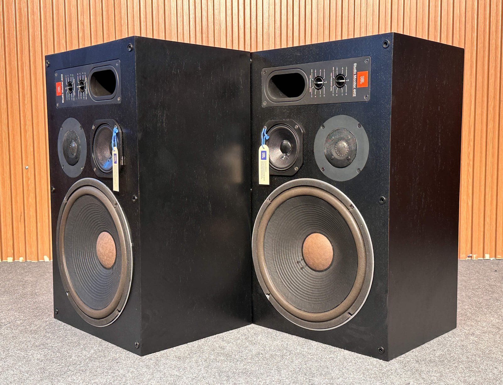 JBL 4412 STUDIO MONITORS SPEAKERS JBL 4412 STUDIO MONITORS SPEAKERS