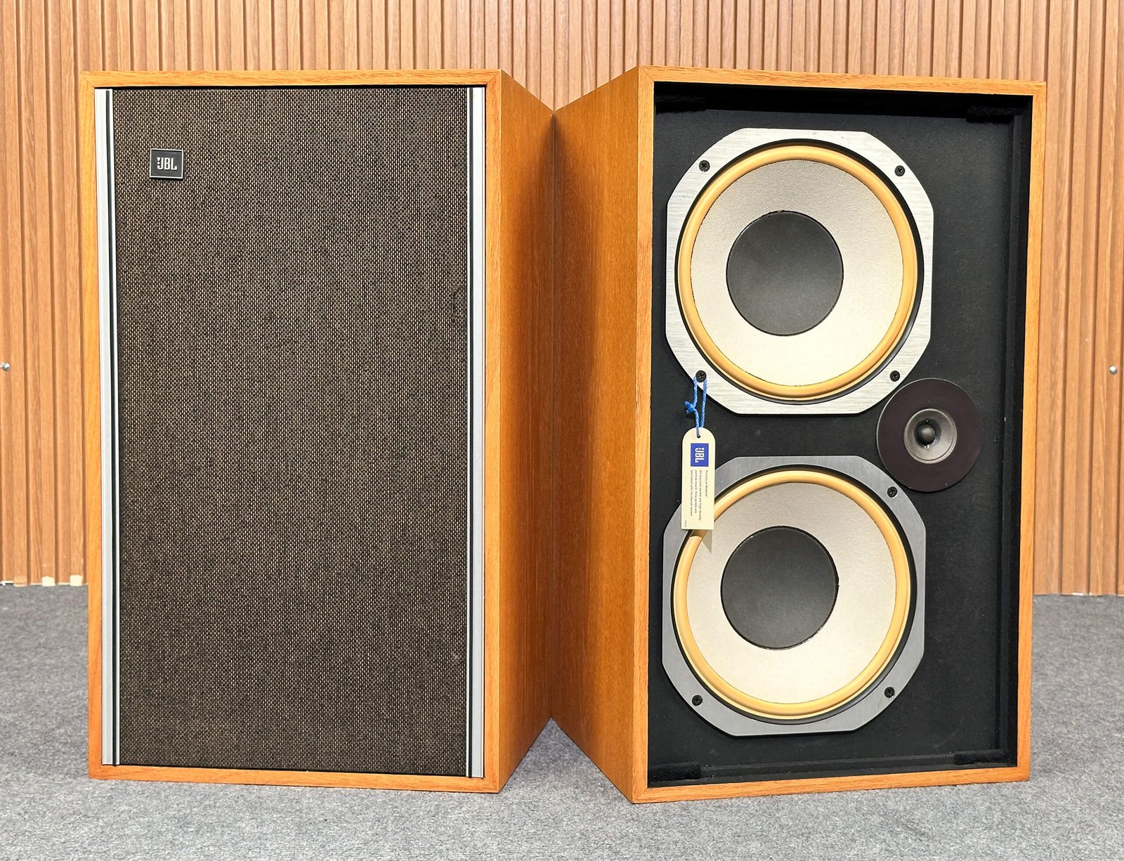 JBL L77 LANCER SPEAKERS JBL L77 LANCER SPEAKERS