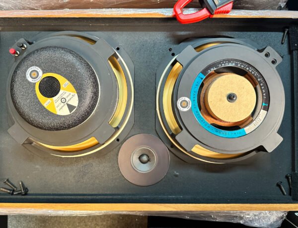 JBL L77 LANCER SPEAKERS