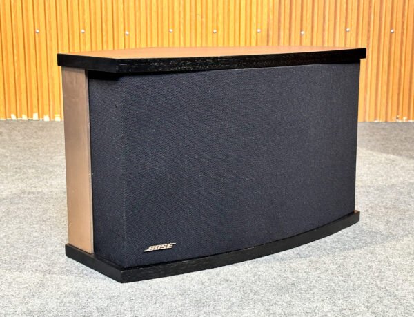 BOSE 901 SERIES V VINTAGE SPEAKERS