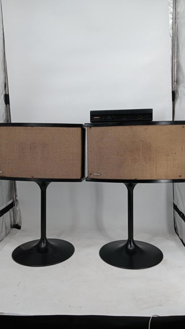 EXCELLENT BOSE 901 SERIES VI SPEAKERS