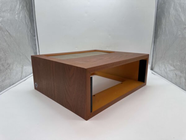 McIntosh L52 Walnut Wood Case