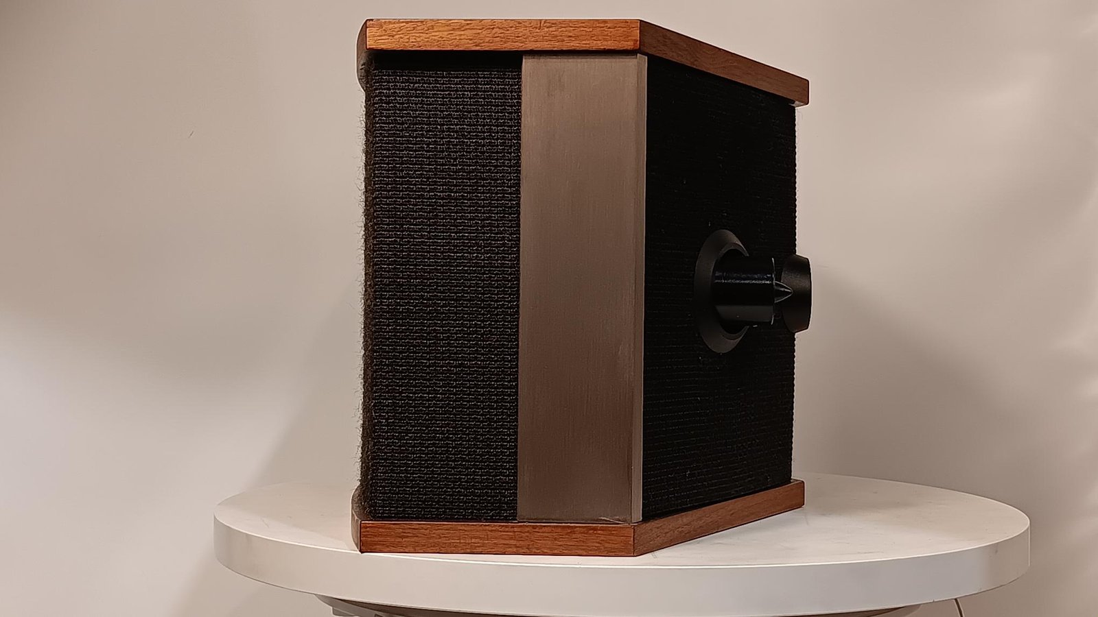 Bose 901-5 Speakers (8) Bose 901-5 Speakers (8)