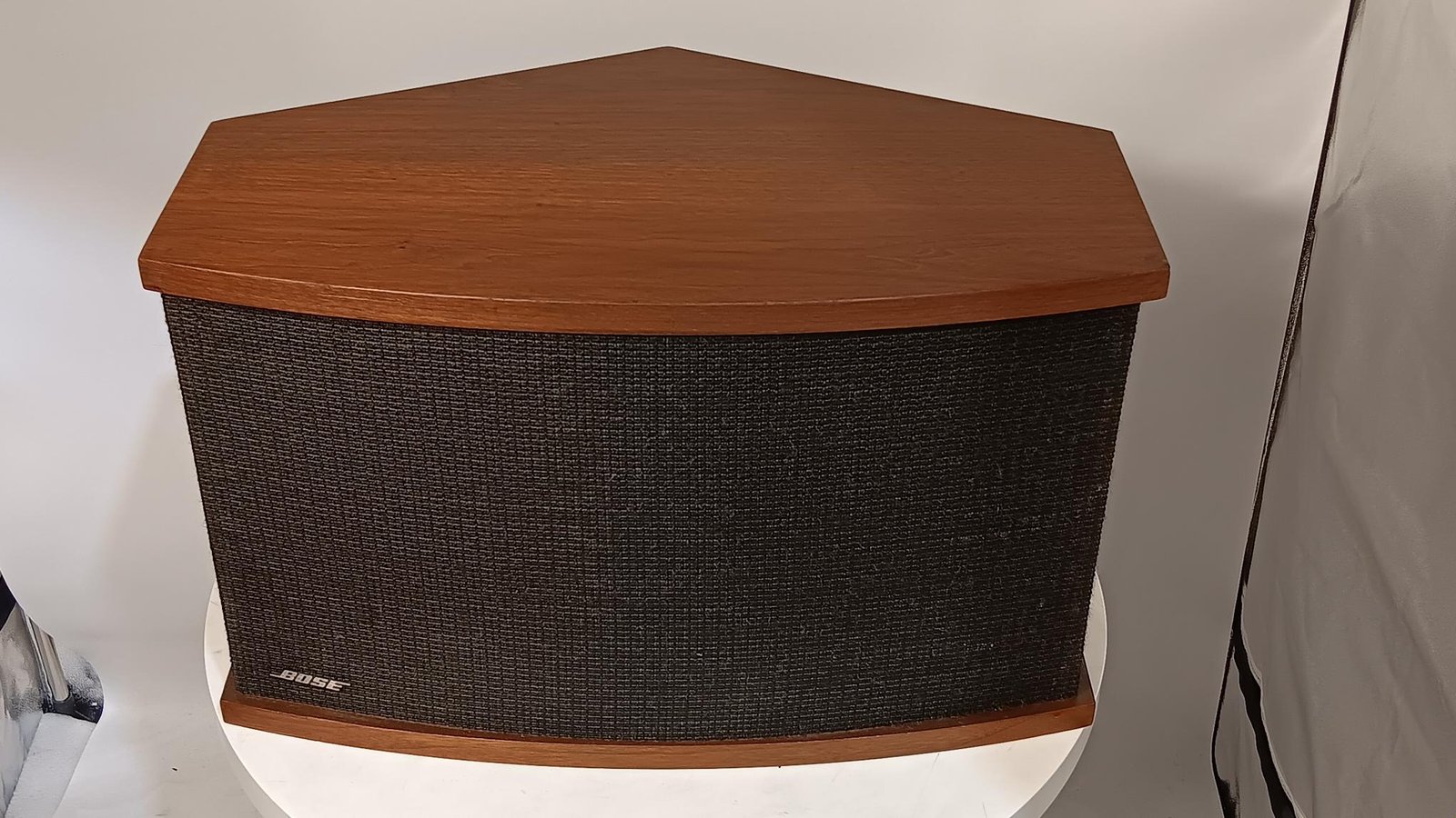 Bose 901-5 Speakers (9) Bose 901-5 Speakers (9)