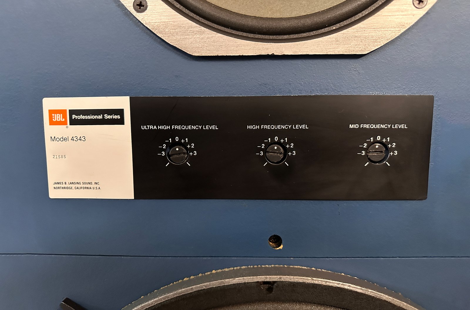 JBL 4343 SPEAKERS JBL 4343 SPEAKERS