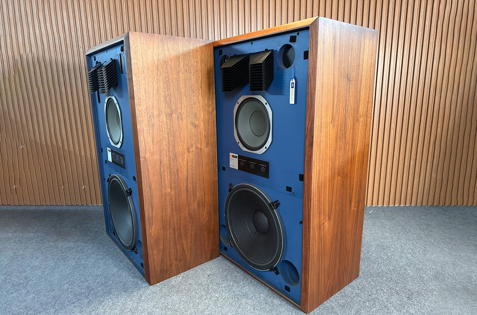 JBL 4343 SPEAKERS JBL 4343 SPEAKERS