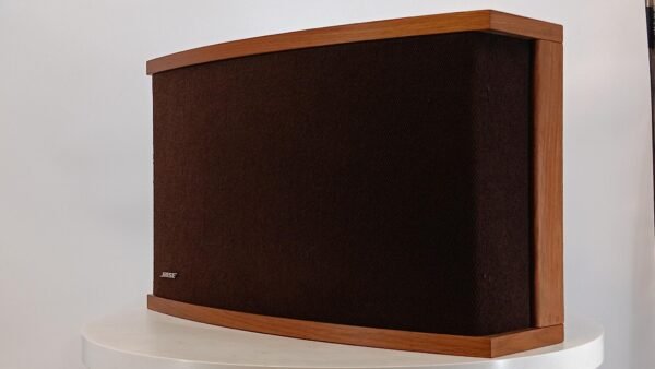 EXCELLENT BOSE 901 SERIES VI SPEAKERS