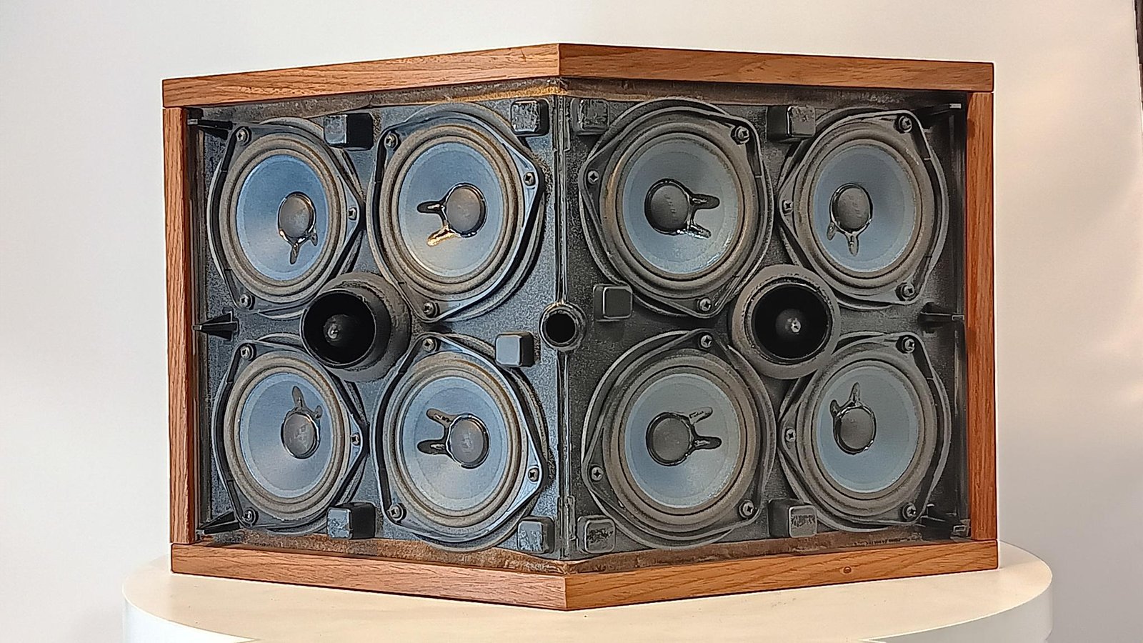 EXCELLENT BOSE 901 SERIES VI SPEAKERS EXCELLENT BOSE 901 SERIES VI SPEAKERS