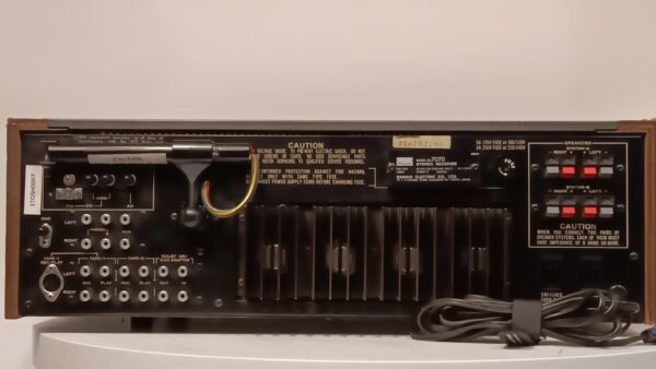 SANSUI 7070 VINTAGE RECEIVER