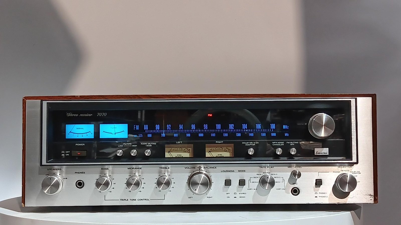 SANSUI 7070 VINTAGE RECEIVER SANSUI 7070 VINTAGE RECEIVER