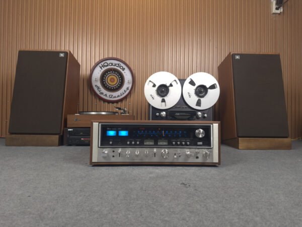 LEGENDARY SANSUI 9090 STEREO RECEIVER