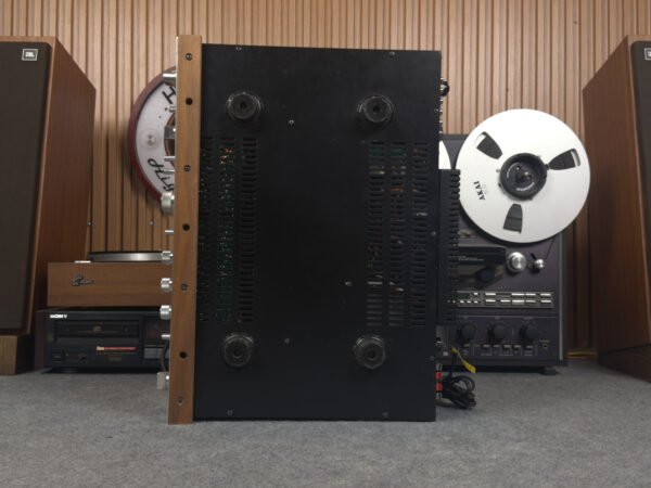 LEGENDARY SANSUI 9090 STEREO RECEIVER