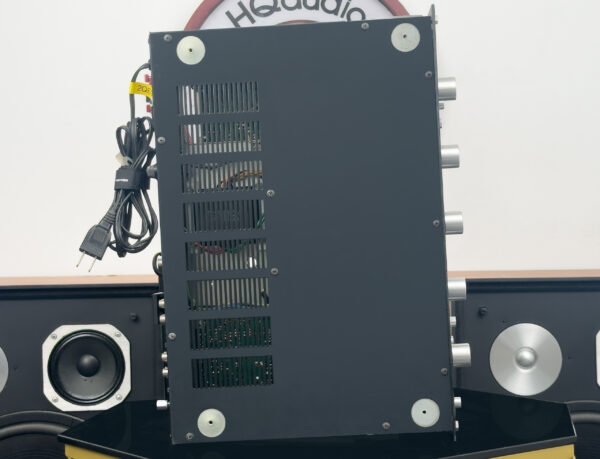 Receiver_marantz_2215b_2qe0029_13