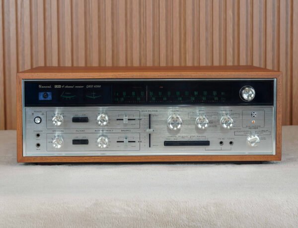 Receiver_sansui­_5qpve0291_1