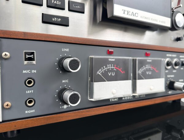 VINTAGE TEAC A-4010S REEL-TO-REEL
