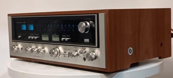 Sansui 8080 Stereo Receiver
