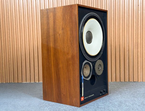 Speakers_jbl_4311_2qe0021_11