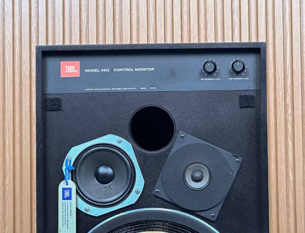 Speakers_jbl_4312_2qe0023_15
