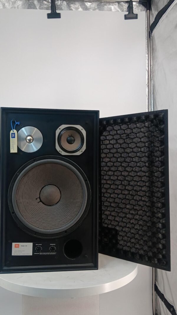 JBL L166 Pair of Speakers
