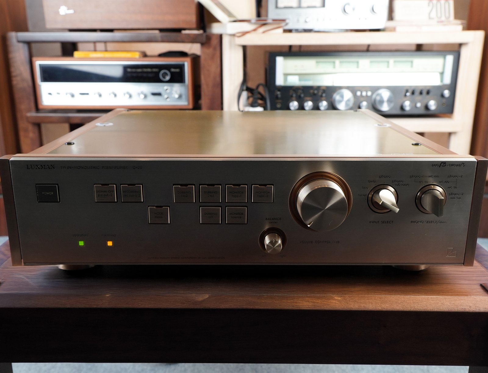 Luxman C-05 Vintage Preamplifier Luxman C-05 Vintage Preamplifier