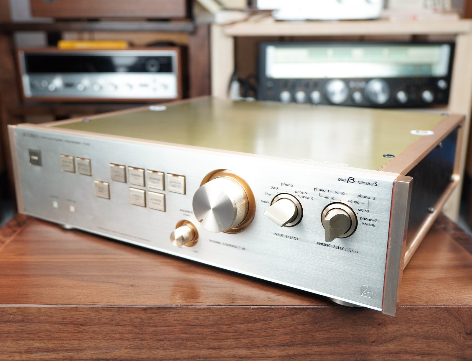 Luxman C-05 Vintage Preamplifier Luxman C-05 Vintage Preamplifier