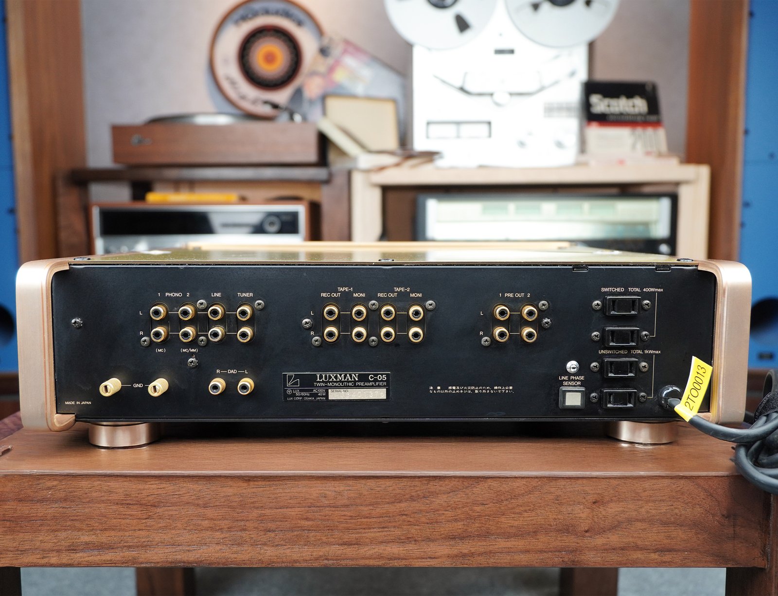 Luxman C-05 Vintage Preamplifier Luxman C-05 Vintage Preamplifier