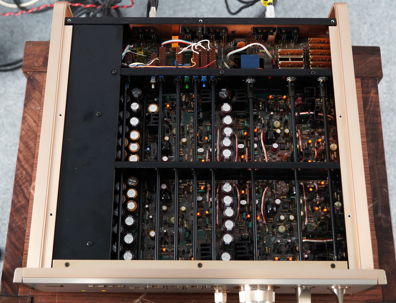 Luxman C-05 Vintage Preamplifier Luxman C-05 Vintage Preamplifier