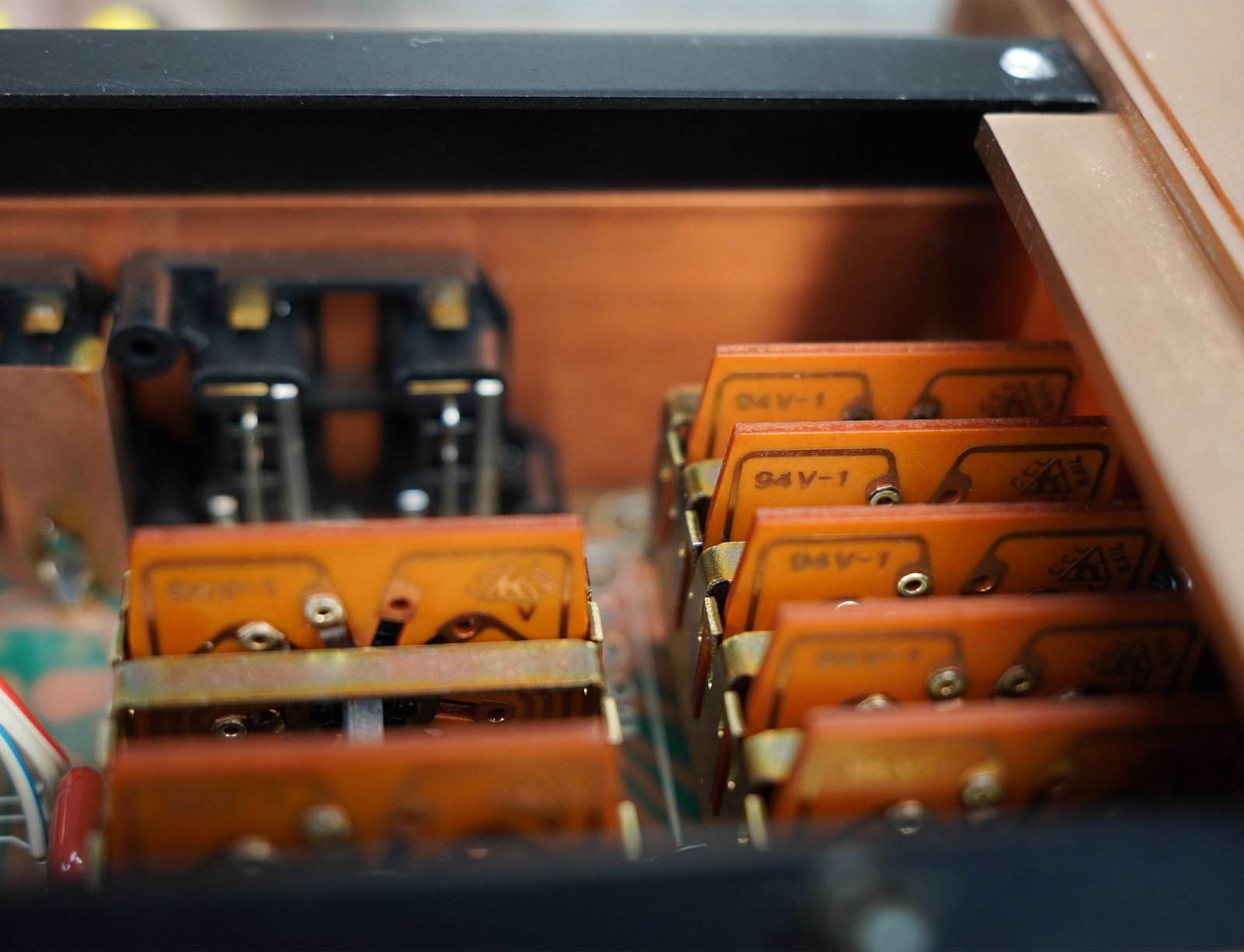 Luxman C-05 Vintage Preamplifier Luxman C-05 Vintage Preamplifier