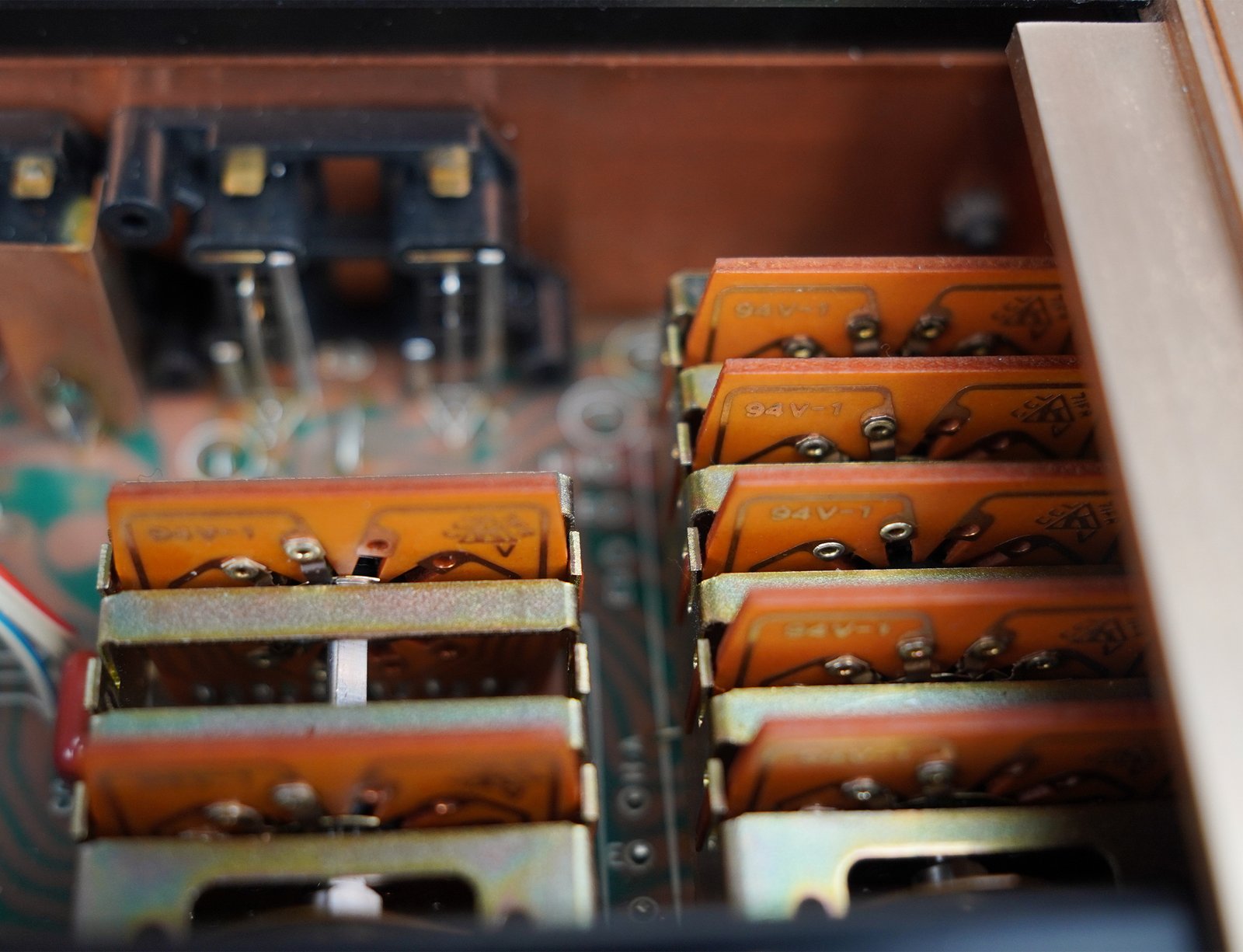 Luxman C-05 Vintage Preamplifier Luxman C-05 Vintage Preamplifier