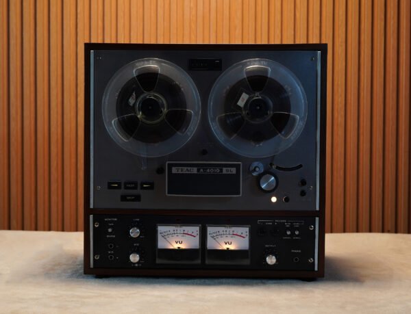 EXCELLENT TEAC A-4010SL REEL-TO-REEL