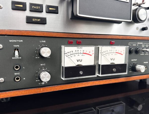 EXCELLENT TEAC A-4010SL TAPE DECK