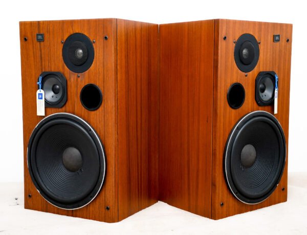 EXCELLENT JBL 120Ti SPEAKERS