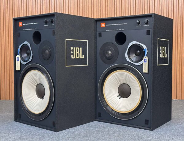 SUPERB JBL 4312BMKII STUDIO MONITORS SPEAKERS