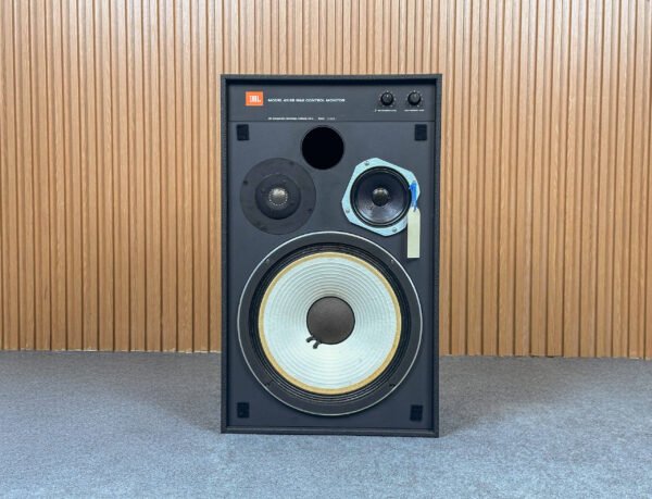 SUPERB JBL 4312BMKII STUDIO MONITORS SPEAKERS