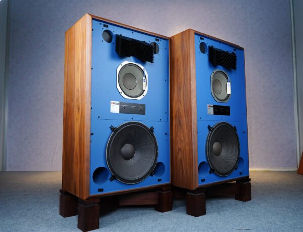 Speakers_jbl_4343_2to0014_18