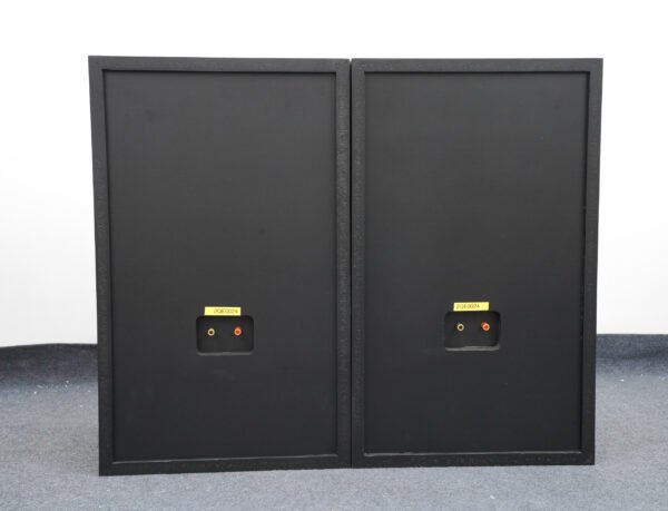 ICONIC JBL L100 VINTAGE SPEAKERS