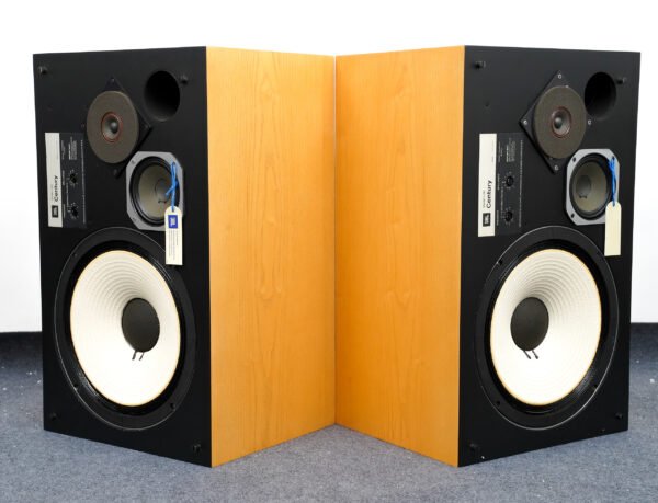 CLASSIC JBL L100 CENTURY SPEAKERS