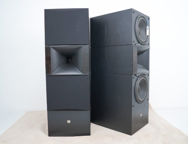 POWERFUL JBL SVA2100 SPEAKERS