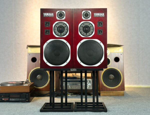 Yamaha NS-1000M Pair of Speakers