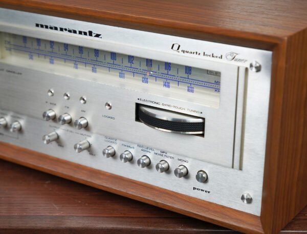 Marantz 2130 Vintage Stereo Tuner