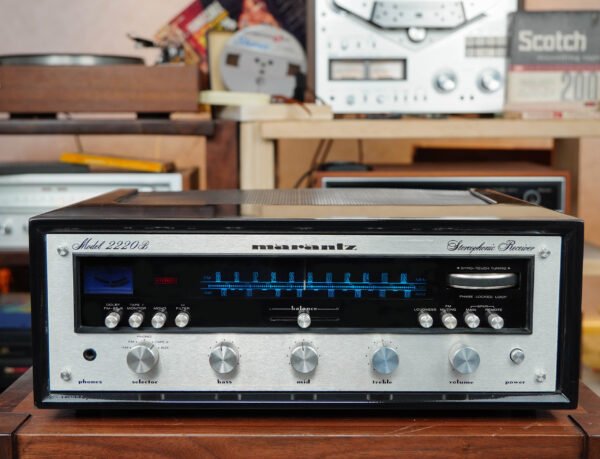 Excellent Marantz 2220B Receiver
