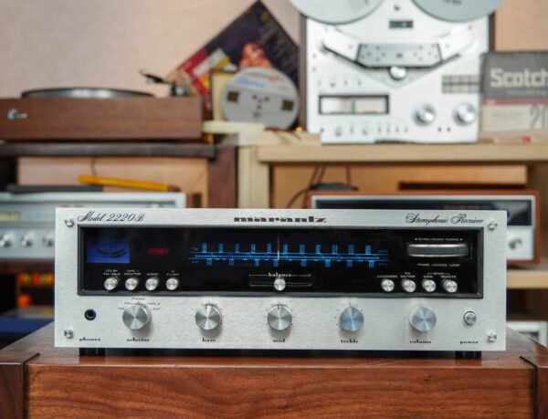 Excellent Marantz 2220B Receiver