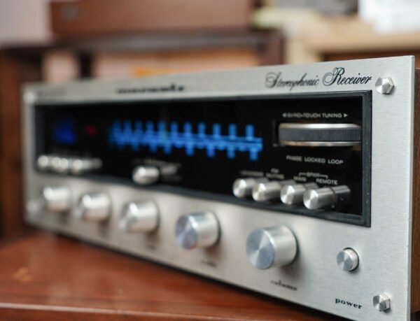 Excellent Marantz 2220B Receiver