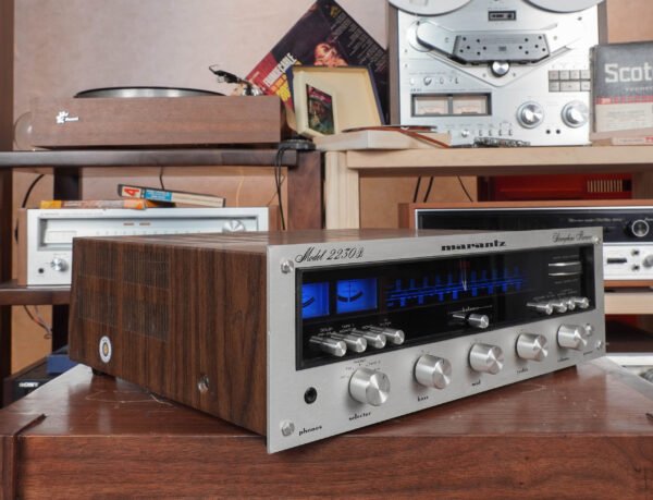 Marantz 2230B Vintage Stereo Receiver