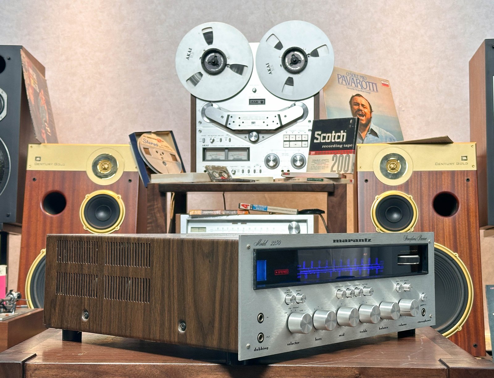 Marantz 2230 Stereo Vintage Receiver Marantz 2230 Stereo Vintage Receiver