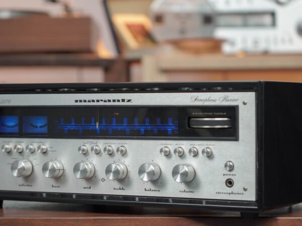 Excellent Marantz 2270 Receiver