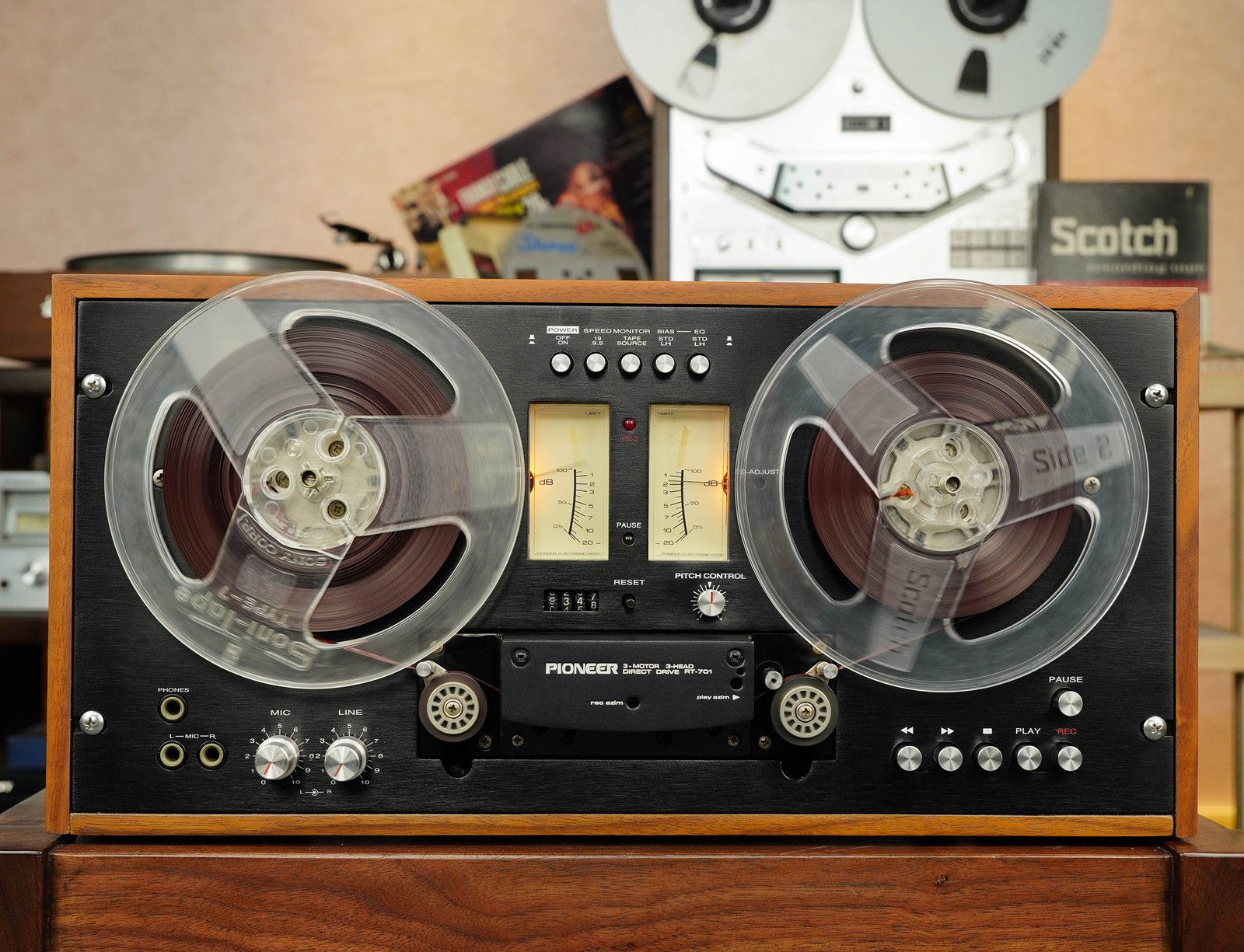 Pioneer RT-701 Vintage Reel-to-Reel Tape Recorder Pioneer RT-701 Vintage Reel-to-Reel Tape Recorder